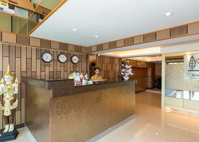 Hotel Roomquest Suvarnabhumi Airport Romklao Soi 6 3*