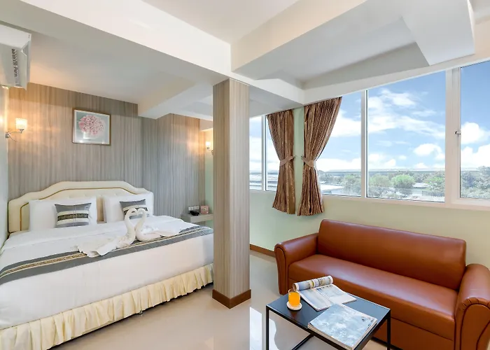 Roomquest Suvarnabhumi Airport Romklao Soi 6 3* Bangkok