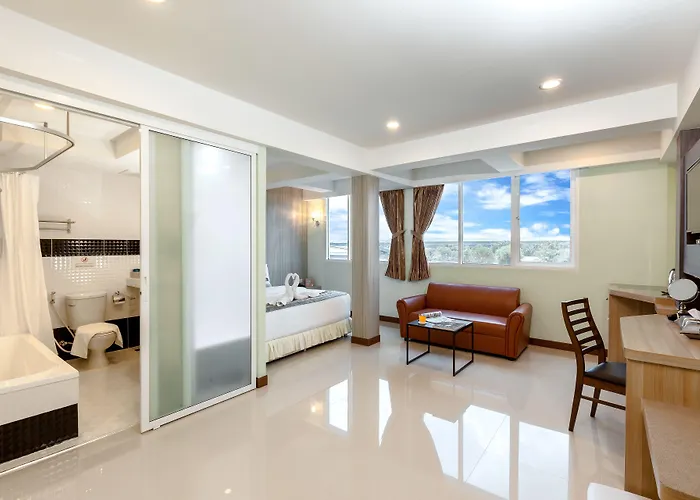 Roomquest Suvarnabhumi Airport Romklao Soi 6 Hotel Bangkok