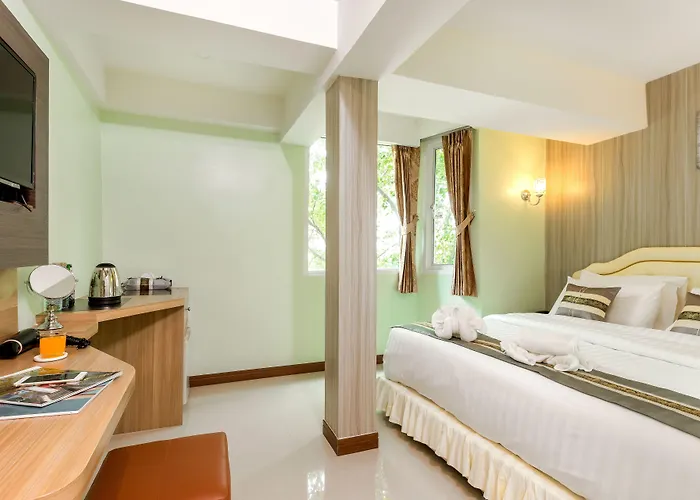 Roomquest Suvarnabhumi Airport Romklao Soi 6 Hotel 3*