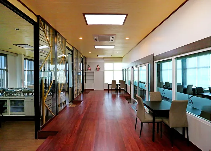 Hotel Roomquest Suvarnabhumi Airport Romklao Soi 6 Bangkok
