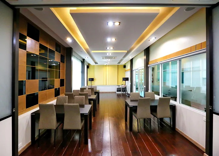 Roomquest Suvarnabhumi Airport Romklao Soi 6 Hotel 3*