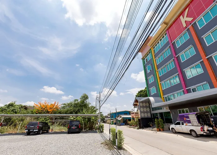 Roomquest Suvarnabhumi Airport Romklao Soi 6 Hotel 3*