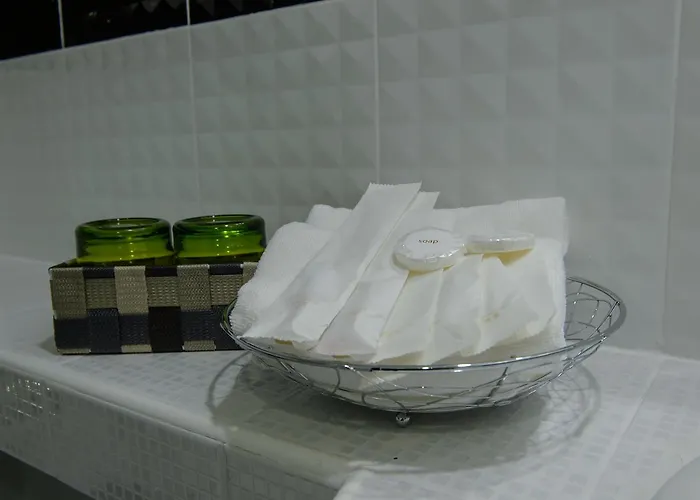 Roomquest Suvarnabhumi Airport Romklao Soi 6 3* Bangkok